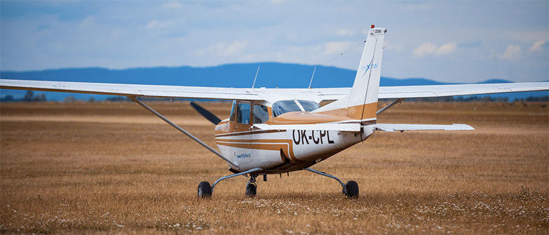 专业飞行和业余飞行培训